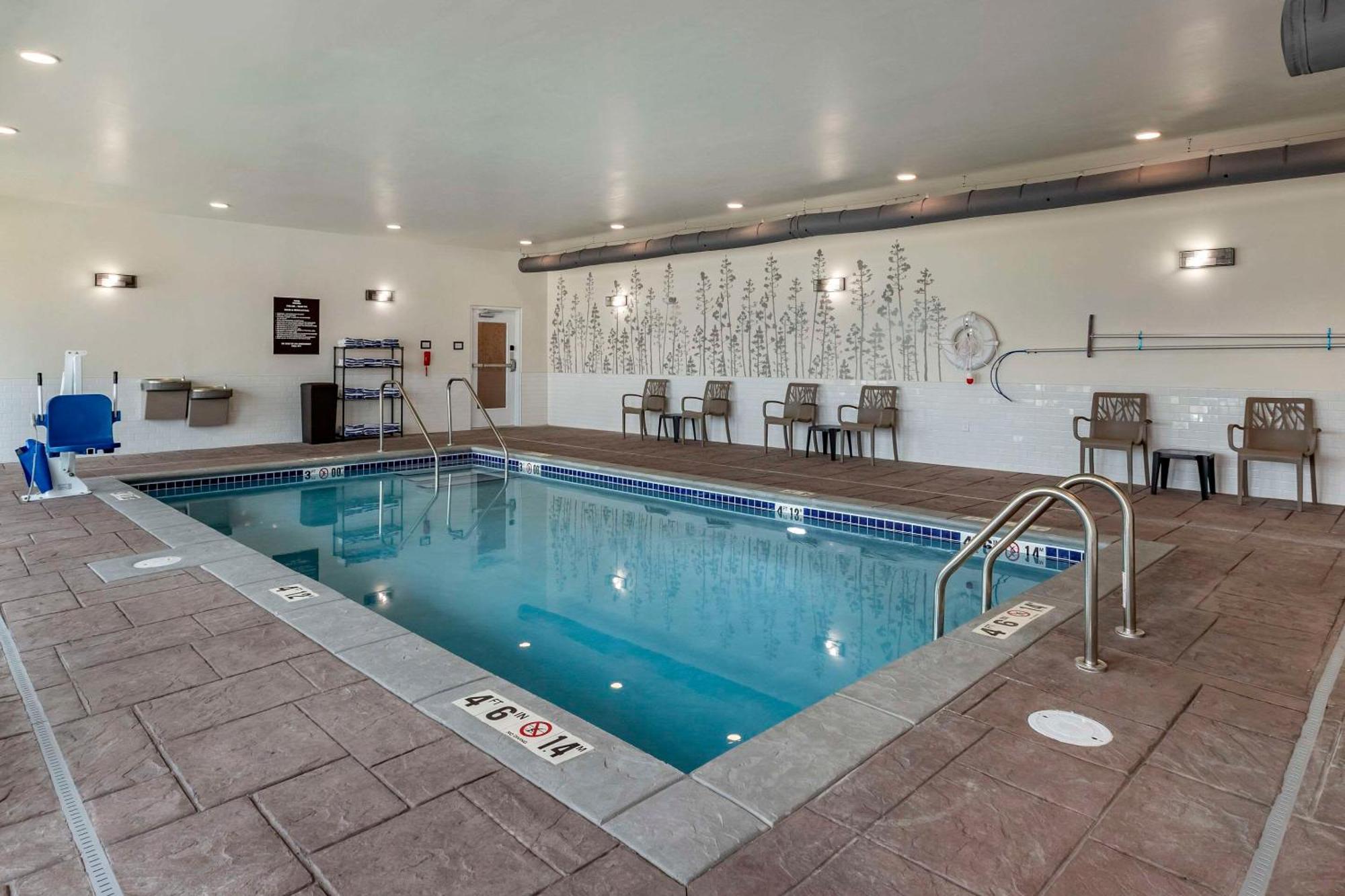 Mainstay Suites Milwaukee-Franklin Franklin  Екстериор снимка